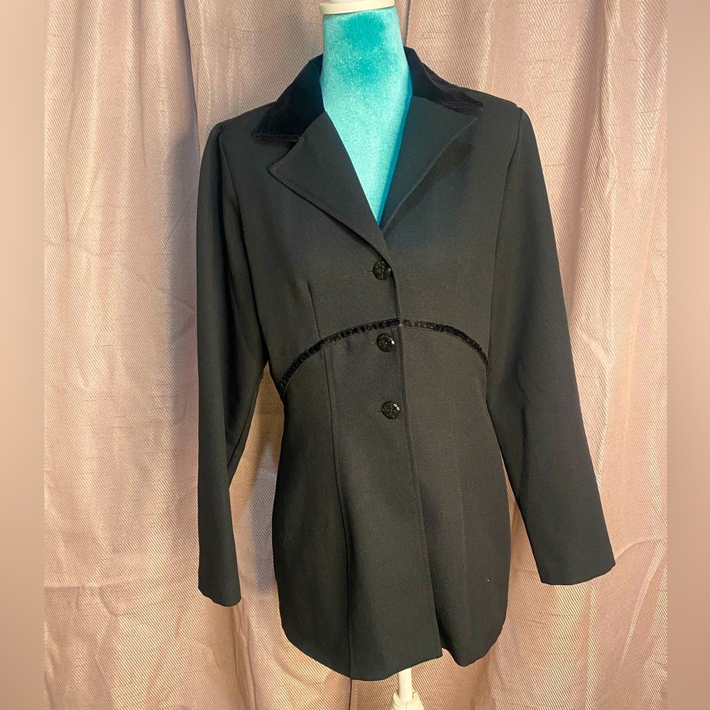 Wrapper: vintage 80s blazer top/mini dress